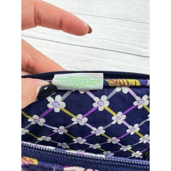 Vera Bradley E-Reader Floral Nightingal Tablet Sleeve Retired Navy Blue - Picture 6 of 6